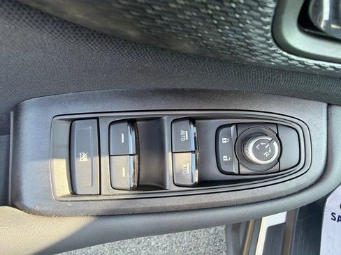 Used 2022 Subaru Outback Premium AWD/4WD image 12
