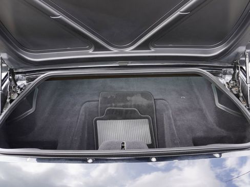 Used 2002 Chevrolet Corvette Z06 w/ Memory Pkg image 26