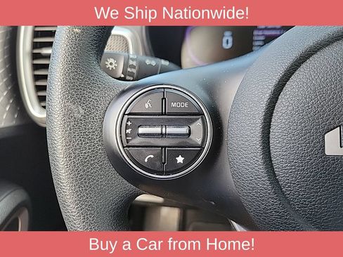 Used 2025 Kia Soul LX w/ LX Technology Package FWD image 26
