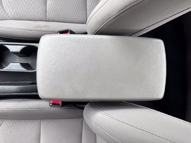 Used 2020 Hyundai Elantra SE FWD image 16