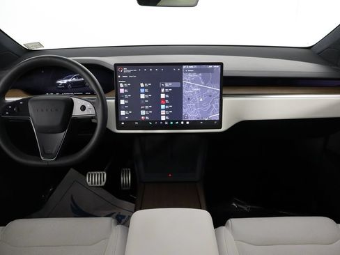 Used 2023 Tesla Model X AWD/4WD image 13