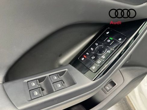 Used 2025 Audi Q6 e-tron Premium w/ Convenience Package RWD image 26