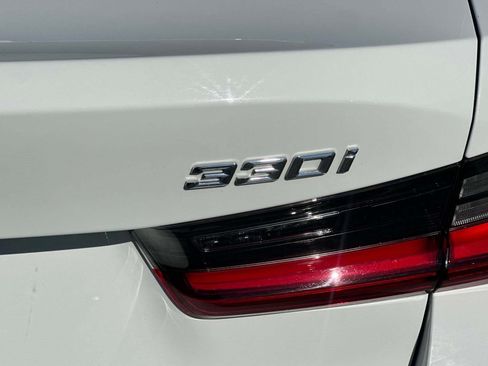 Used 2025 BMW 330i Sedan RWD image 29
