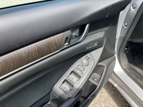 Used 2018 Honda Accord EX-L image 12
