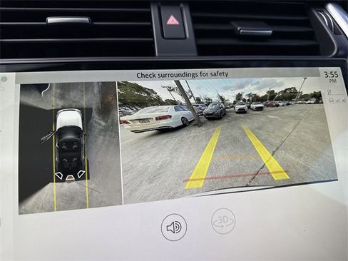 Used 2022 Land Rover Discovery S R-Dynamic image 17