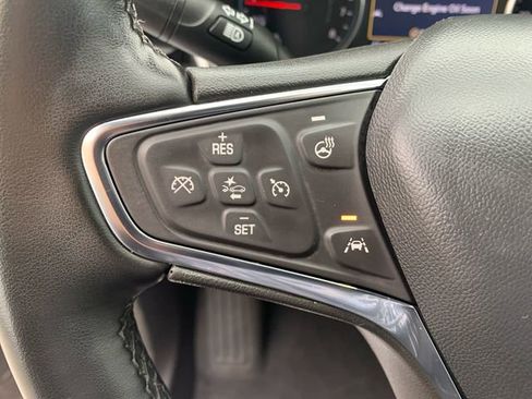 Used 2023 Chevrolet Equinox Premier AWD/4WD image 20