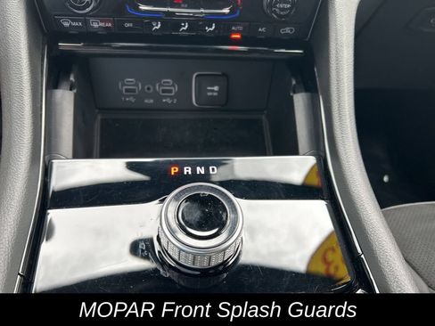 Used 2023 Jeep Grand Cherokee L Laredo AWD/4WD image 25