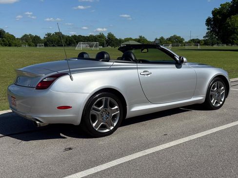 Used 2008 Lexus SC 430 Convertible RWD image 11