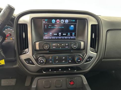 Used 2018 GMC Sierra 1500 SLE image 21