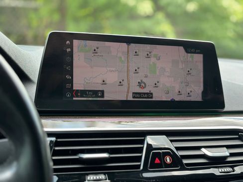 Used 2019 BMW 530i xDrive w/ Convenience Package image 28