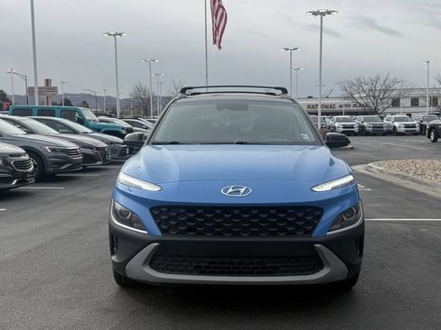 Used 2022 Hyundai Kona SEL image 2
