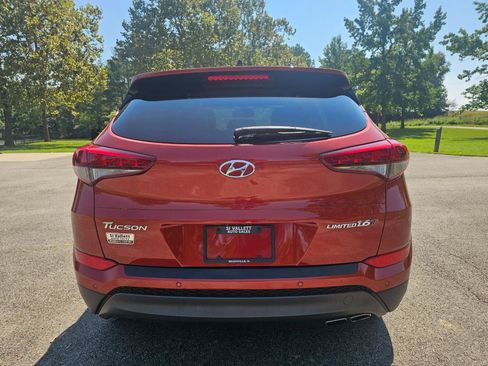 Used 2016 Hyundai Tucson Limited w/ Option Group 03 FWD image 6