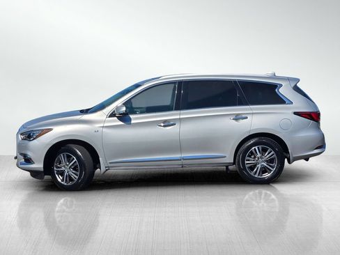 Used 2020 INFINITI QX60 Luxe w/ Essential Package FWD image 7