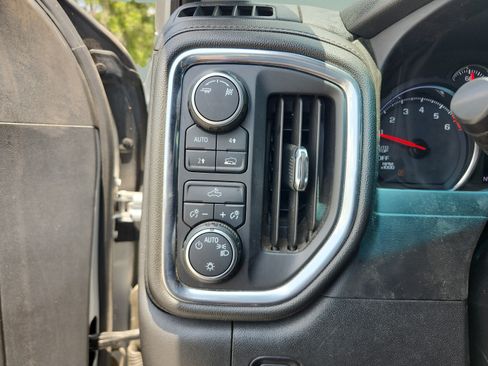 Used 2019 Chevrolet Silverado 1500 LT w/ All-Star Edition AWD/4WD image 12