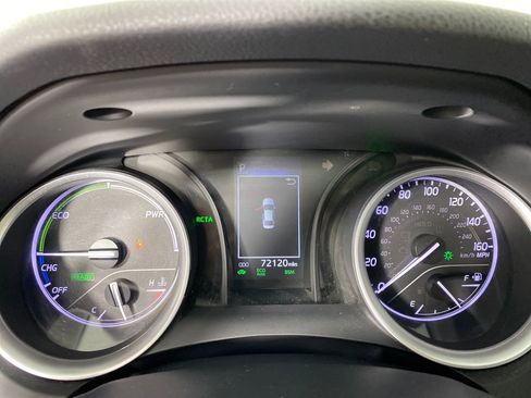 Used 2024 Toyota Camry LE image 19