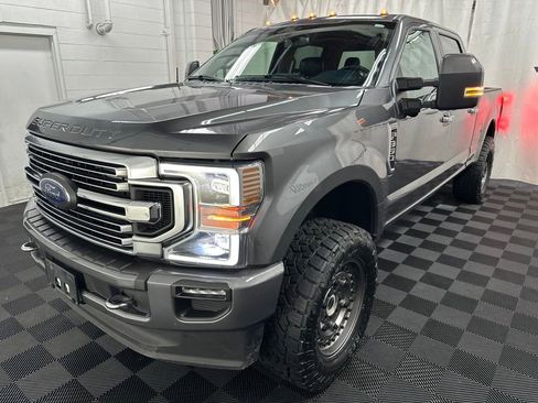 Used 2022 Ford F350 Limited AWD/4WD image 4