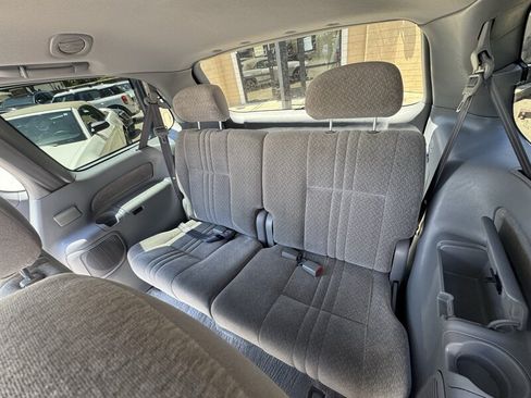 Used 2003 Toyota Sienna CE FWD image 7