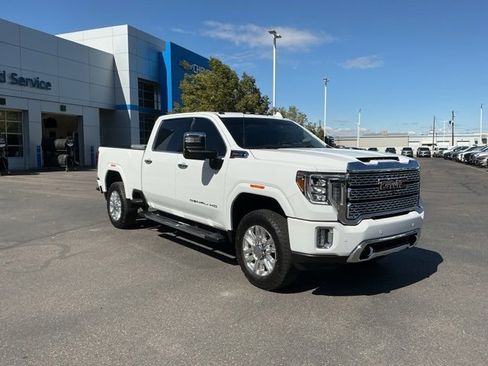 Used 2022 GMC Sierra 2500 Denali image 1