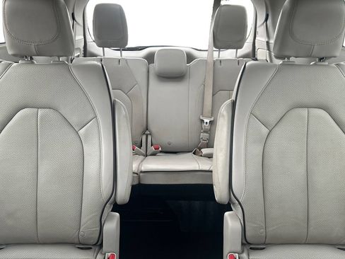 Used 2021 Chrysler Pacifica Limited w/ Premium & Safety Sphere Group AWD/4WD image 22
