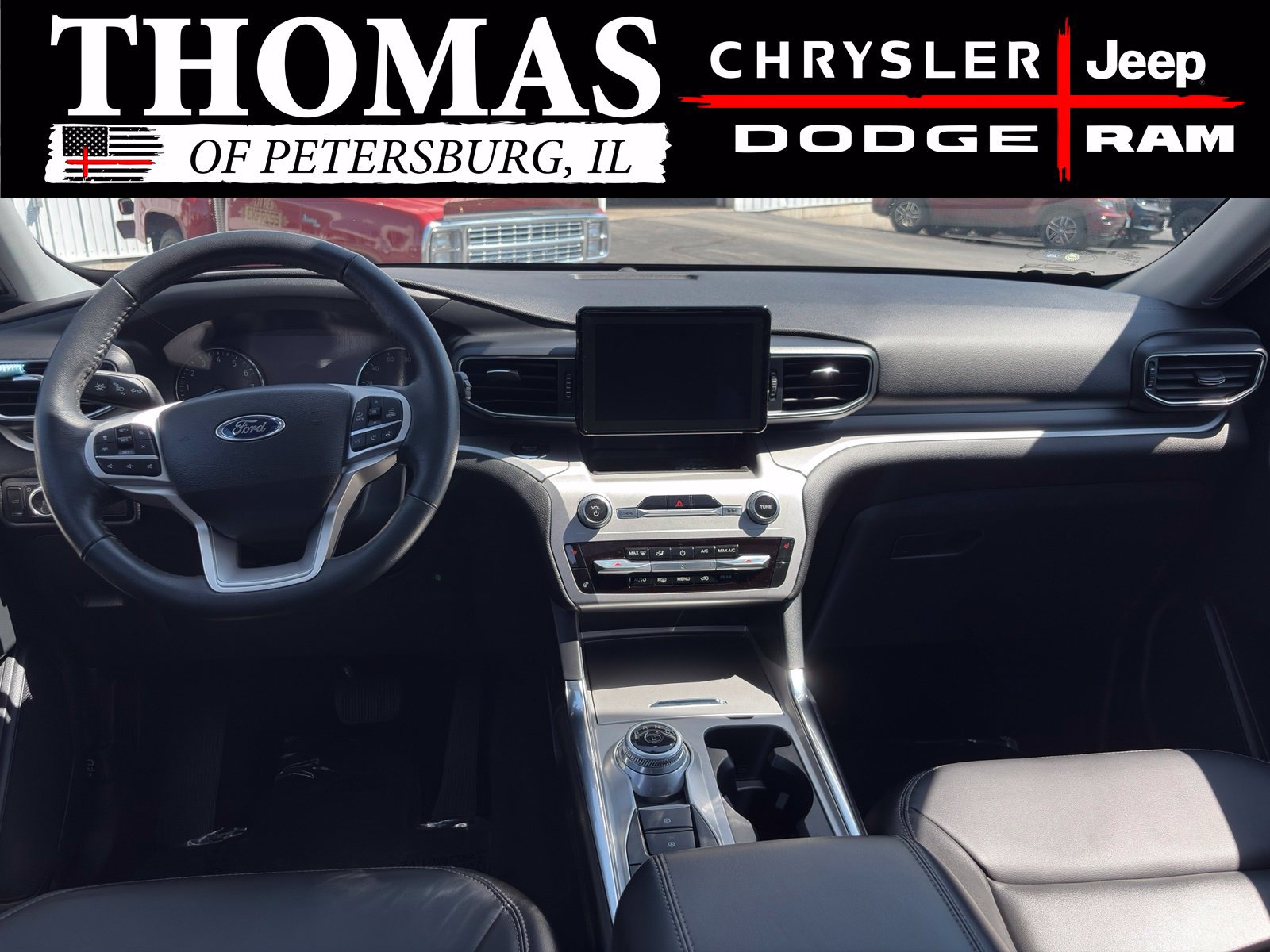 Used 2022 Ford Explorer XLT w/ Equipment Group 202A AWD/4WD image 17