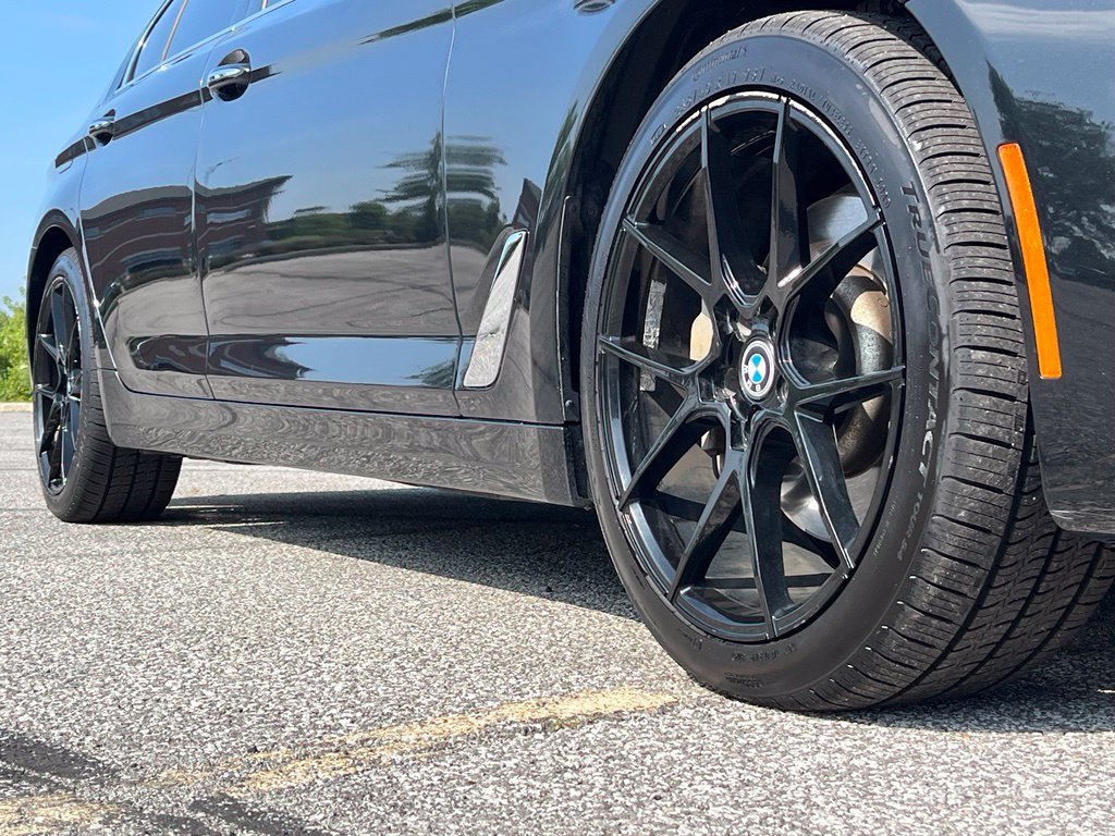 Used 2018 BMW 540i xDrive AWD/4WD image 12