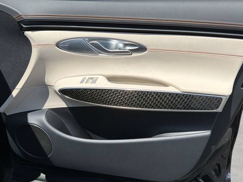 Certified 2026 Genesis GV70 3.5T Sport Prestige AWD/4WD image 38
