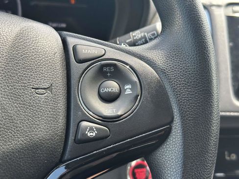 Used 2021 Honda HR-V EX image 23