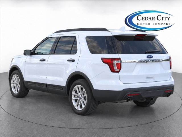 Used 2017 Ford Explorer FWD image 3