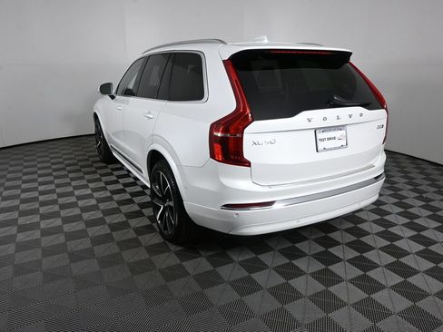 Used 2025 Volvo XC90 B5 Plus w/ Protection Package Premier image 4