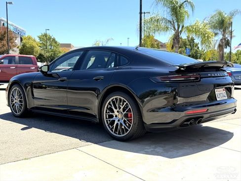 Used 2017 Porsche Panamera Turbo w/ Sport Package AWD/4WD image 13