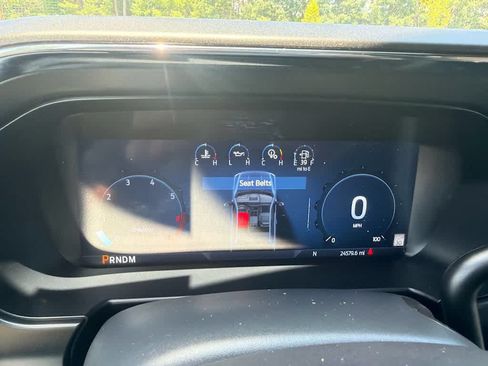 Used 2025 Ford F350 Lariat w/ Lariat Ultimate Package AWD/4WD image 14
