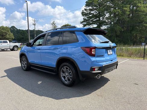 Certified 2024 Honda Passport TrailSport image 7