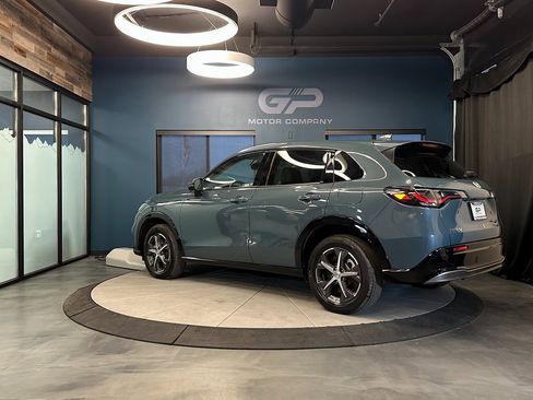 Used 2024 Honda HR-V EX-L image 5