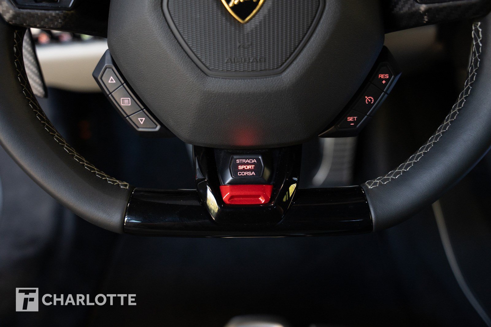 Used 2023 Lamborghini Huracan Tecnica RWD image 27