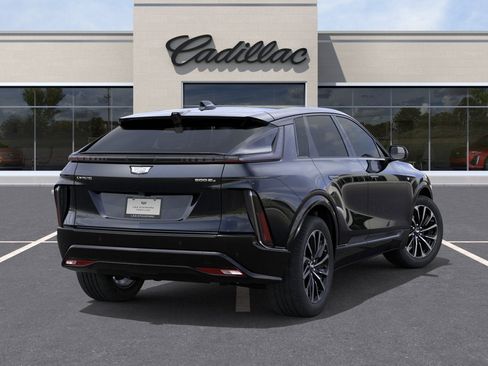 New 2026 Cadillac Lyriq Sport w/ LPO, Floor Liner Package AWD/4WD image 4
