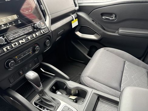 New 2026 Nissan Frontier SV w/ Tow Package image 18