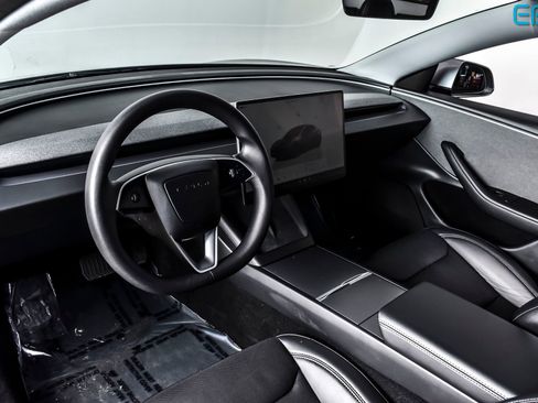 Used 2025 Tesla Model 3 Long Range image 16