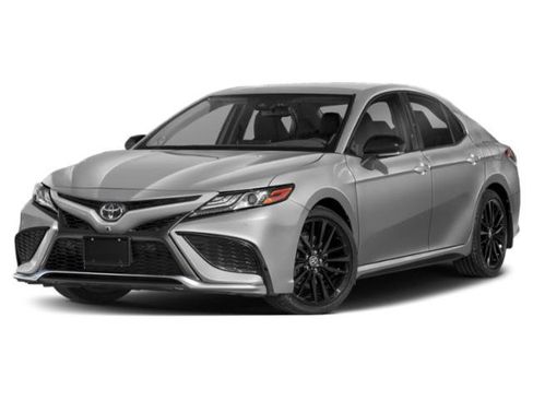 Used 2021 Toyota Camry XSE FWD image 1