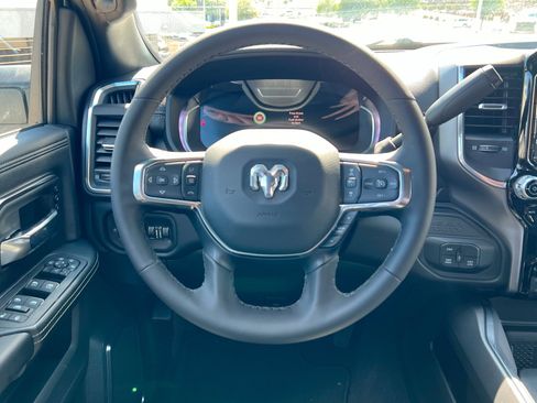 New 2026 RAM 2500 Laramie w/ Sport Appearance Package AWD/4WD image 12