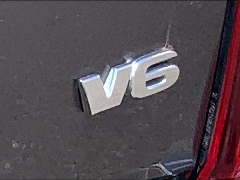 Used 2019 Toyota Tacoma SR5 RWD image 10