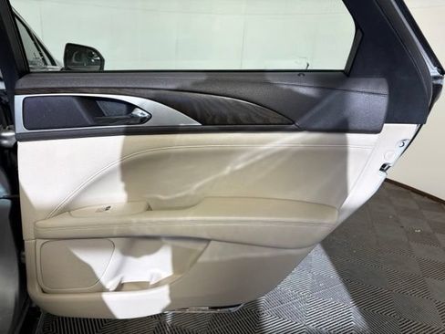 Used 2017 Lincoln MKZ Select w/ Technology Package AWD/4WD image 17