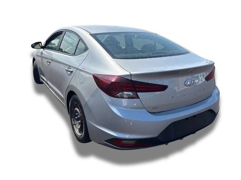 Used 2020 Hyundai Elantra SE FWD image 3