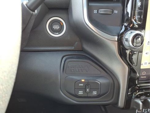 New 2026 RAM 2500 Laramie w/ Night Edition AWD/4WD image 25
