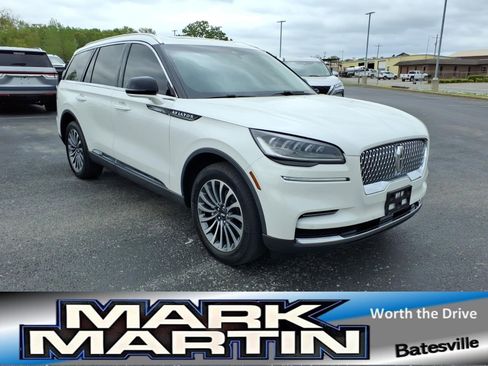 Used 2023 Lincoln Aviator AWD w/ Premium Package image 1