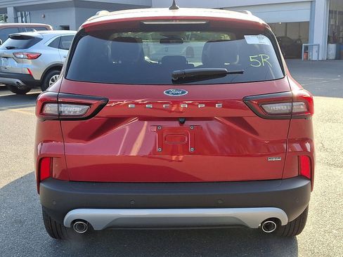 New 2025 Ford Escape SE w/ PHEV Premium Package image 13