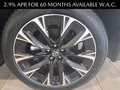 Used 2024 MAZDA CX-90 Plug-In Hybrid w/ Premium Pkg AWD/4WD image 9