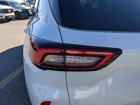 New 2026 Ford Escape SE w/ PHEV Premium Package image 11