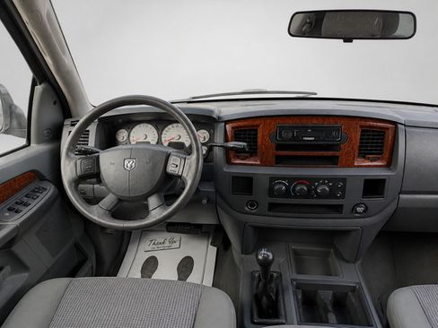 Used 2006 Dodge Ram 2500 Truck SLT w/ Quad Cab Big Horn Value Group AWD/4WD image 18