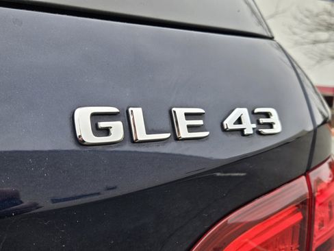 Used 2018 Mercedes-Benz GLE 43 AMG 4MATIC image 32