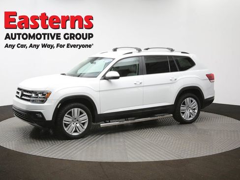 Used 2019 Volkswagen Atlas SE w/ Towing Package image 57